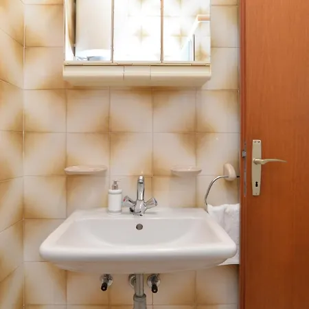 Snjezana 1747 Apartamento Medulin