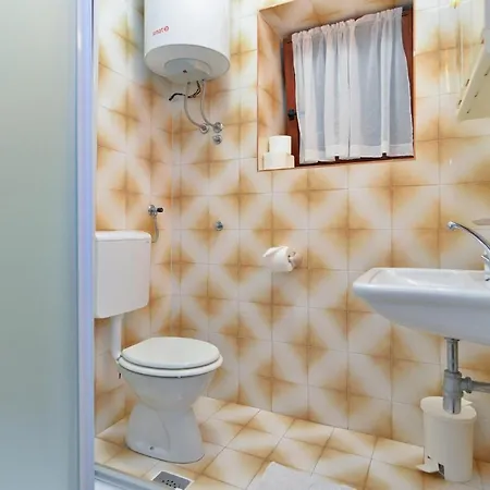 Snjezana 1747 Apartment