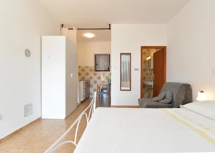 Snjezana 1747 Medulin